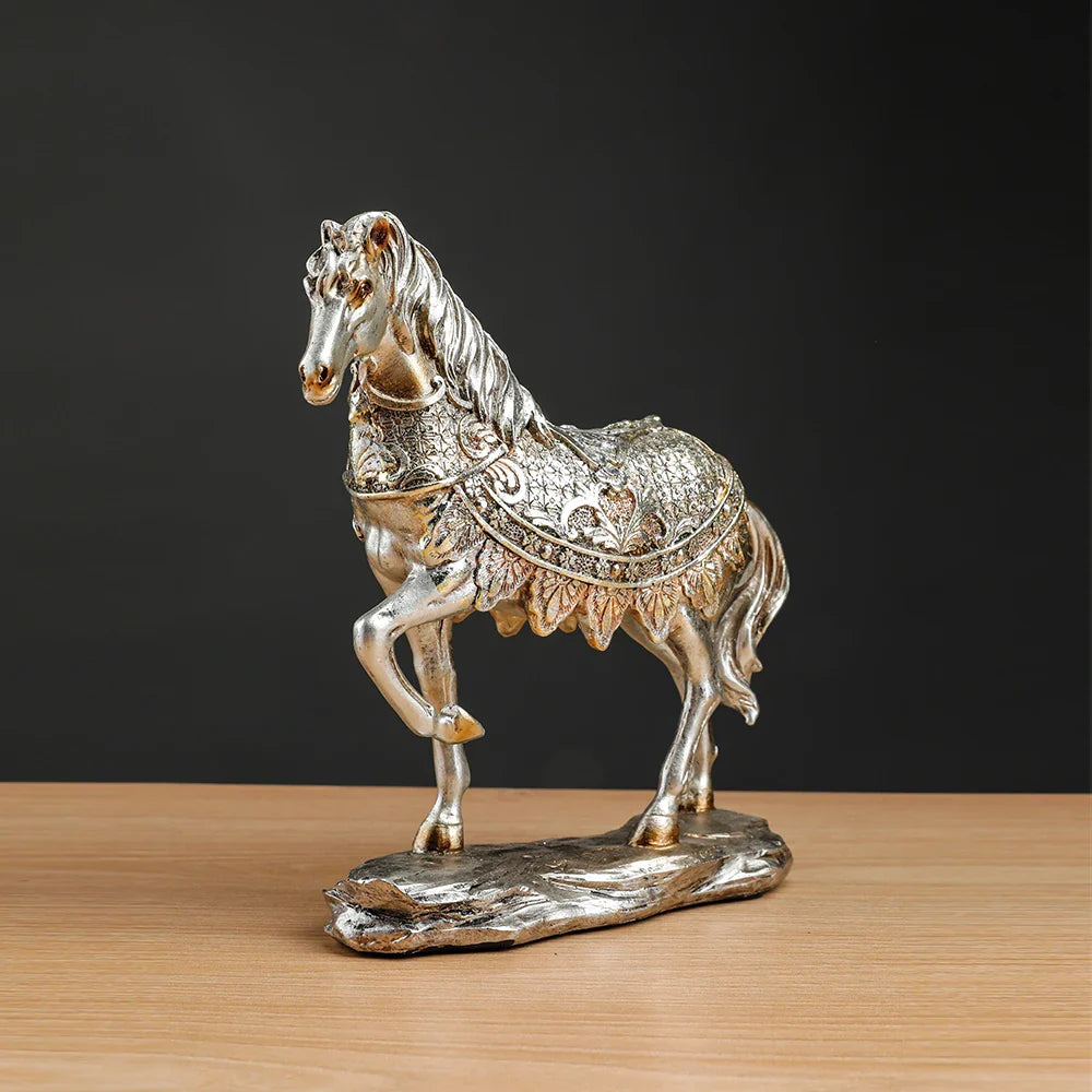 Escultura Equestre Majestosa em Resina