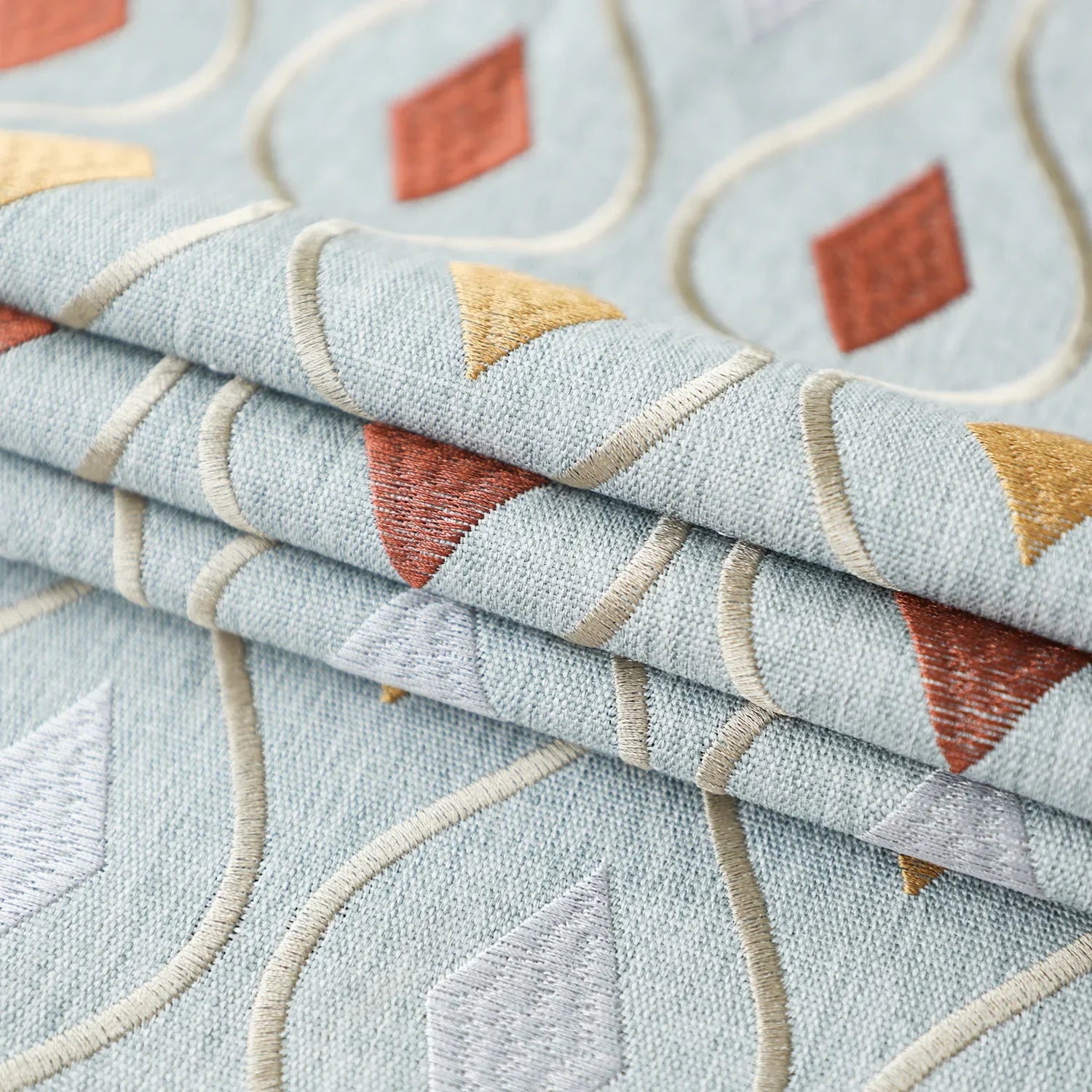 Toalha de Mesa Floral Bordada em Linho de Algodão