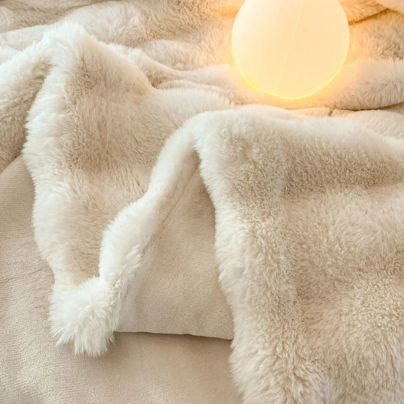 Manta de Luxo em Couro Sintético - Sofisticação e Conforto