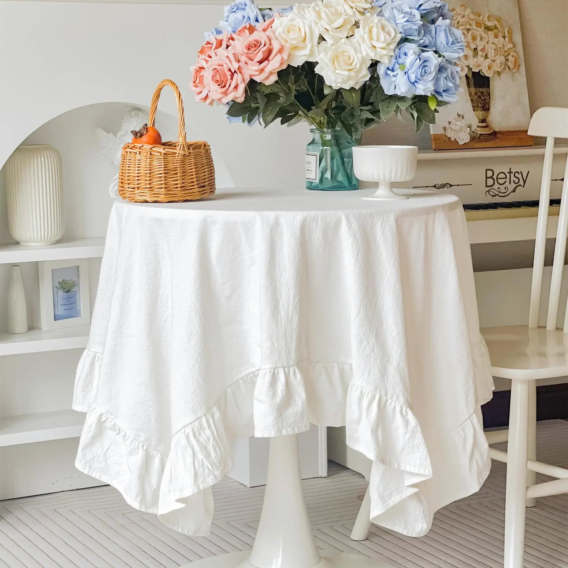 Toalha de Mesa Redonda Vintage com Babados