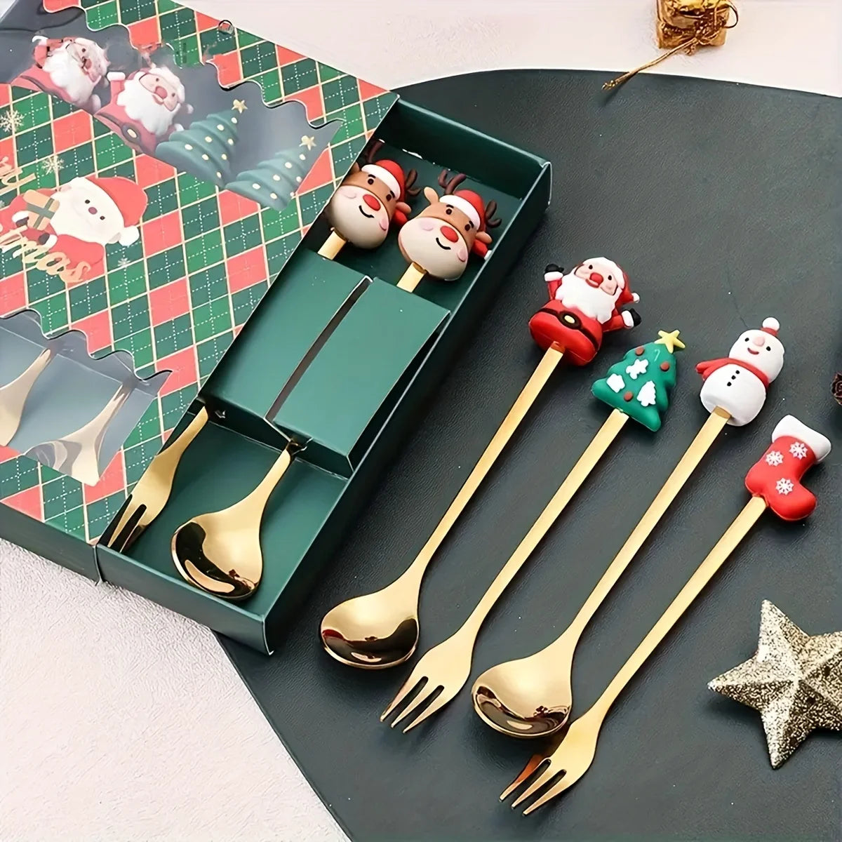 2/4/6 pçs conjunto de garfo e colher de natal, utensílios de mesa criativos de aço inoxidável, garfos de sobremesa de chá de café e colheres conjunto de presente