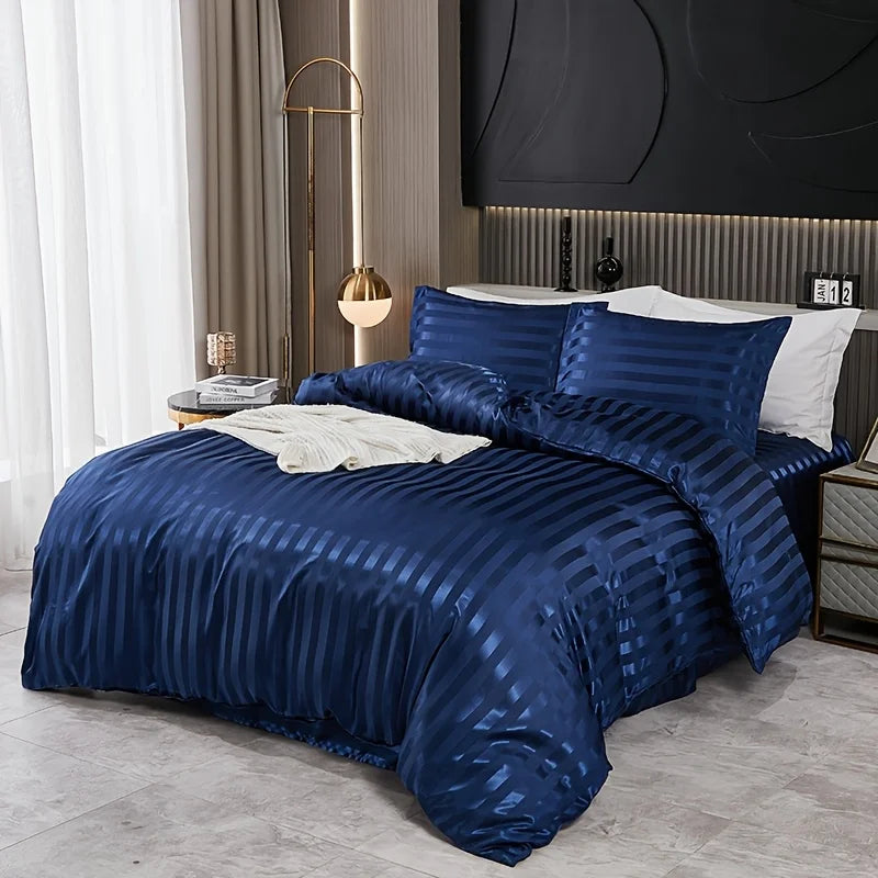 Conjunto de Capa de Edredom em Cetim Listrado – 3 Peças