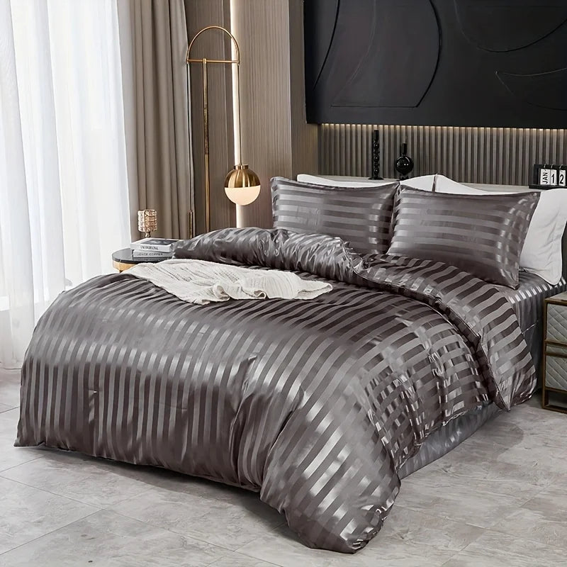 Conjunto de Capa de Edredom em Cetim Listrado – 3 Peças