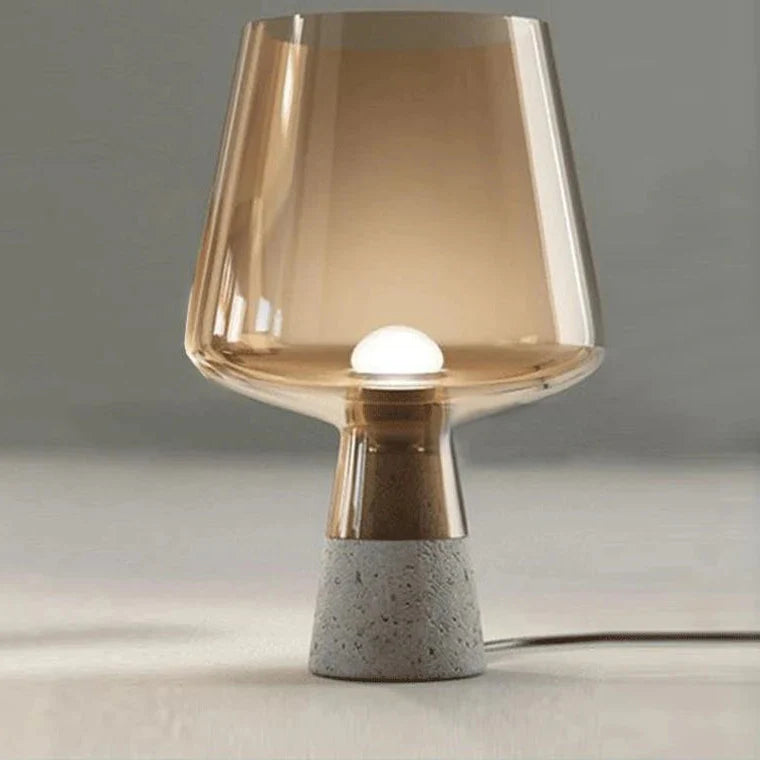 Moderna Luminária de Mesa em Cimento e Vidro